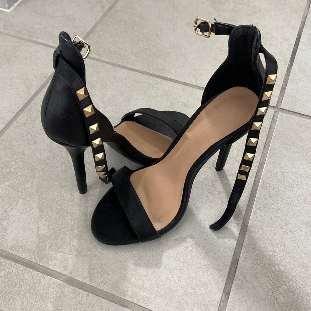 Black heels
